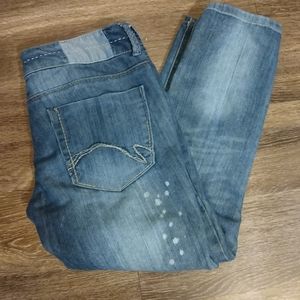 Mudd Bleached Ripped Cropped Jegging